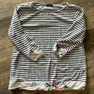 Pink Clover Ladina Floral Top - 3/4 sleeves - Medium